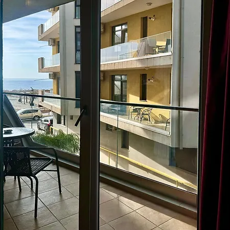 Venetis Sea View Apartment *